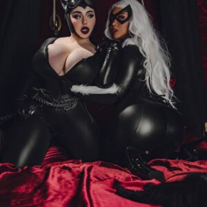 Catwoman x Black Cat